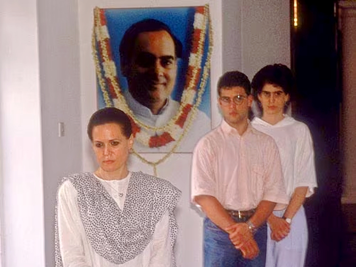 Congress Leader Rahul Gandhi 53rd birthday Rare Photos Viral - Sakshi8