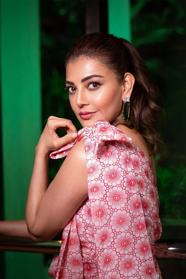Indian Actress Kajal Aggarwal Birthday HD Photo Gallery - Sakshi10