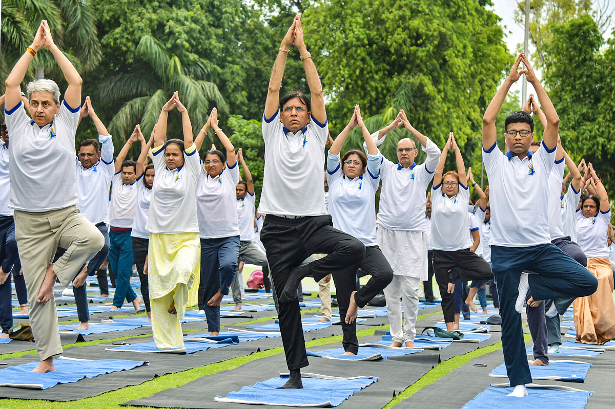 happy international yoga day 2023 - Sakshi2