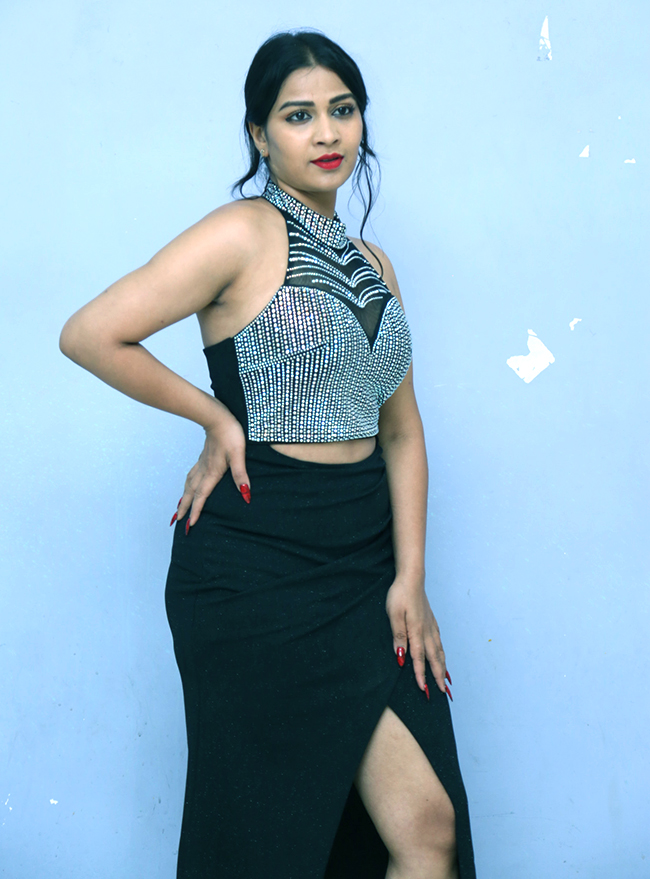 Inaya Sultana photo gallery - Sakshi19