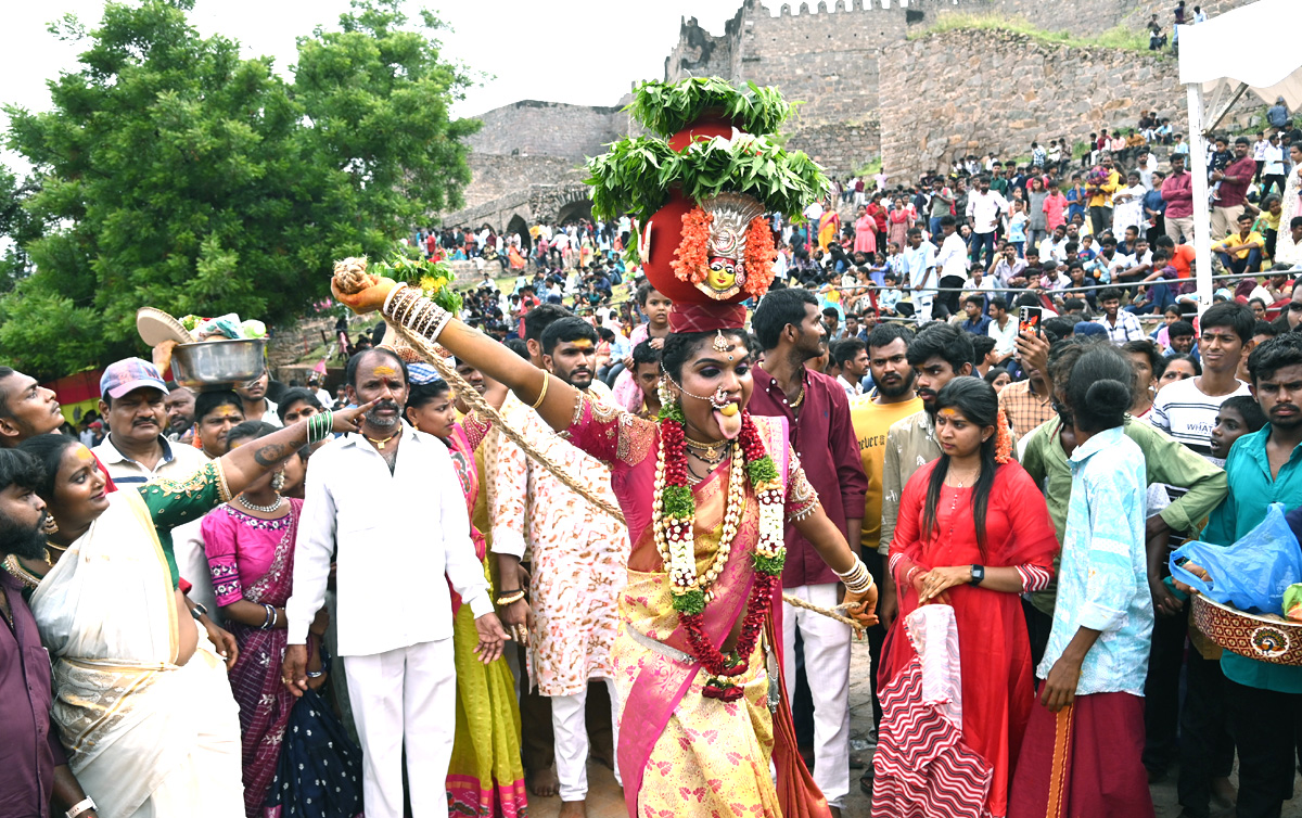 Golconda Bonalu 2023 Pics - Sakshi34