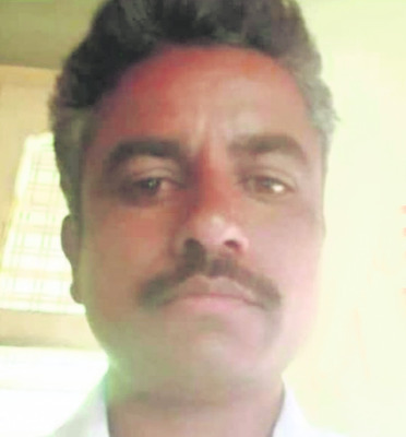 మృతుడు రవి(ఫైల్‌) 3