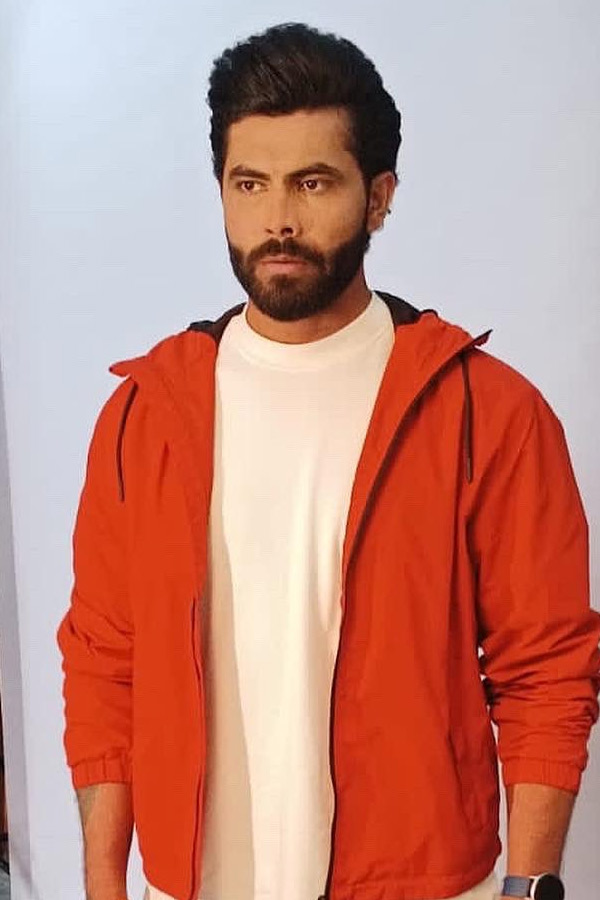 All Rounder cricketer Ravindra Jadeja Unseen and Rare Images Photos - Sakshi15