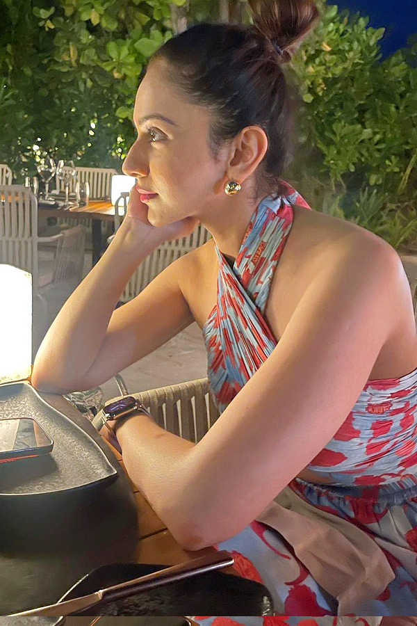 Rakul Preet Singhs Maldives vacation Photos - Sakshi3