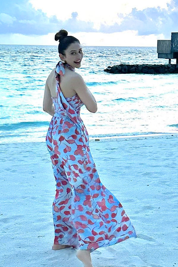 Rakul Preet Singhs Maldives vacation Photos - Sakshi7