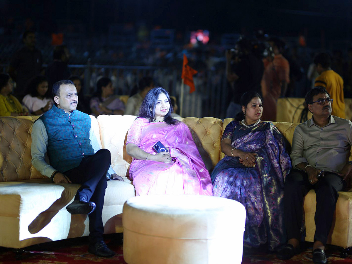 Adipurush Pre Release Event Photos - Sakshi42