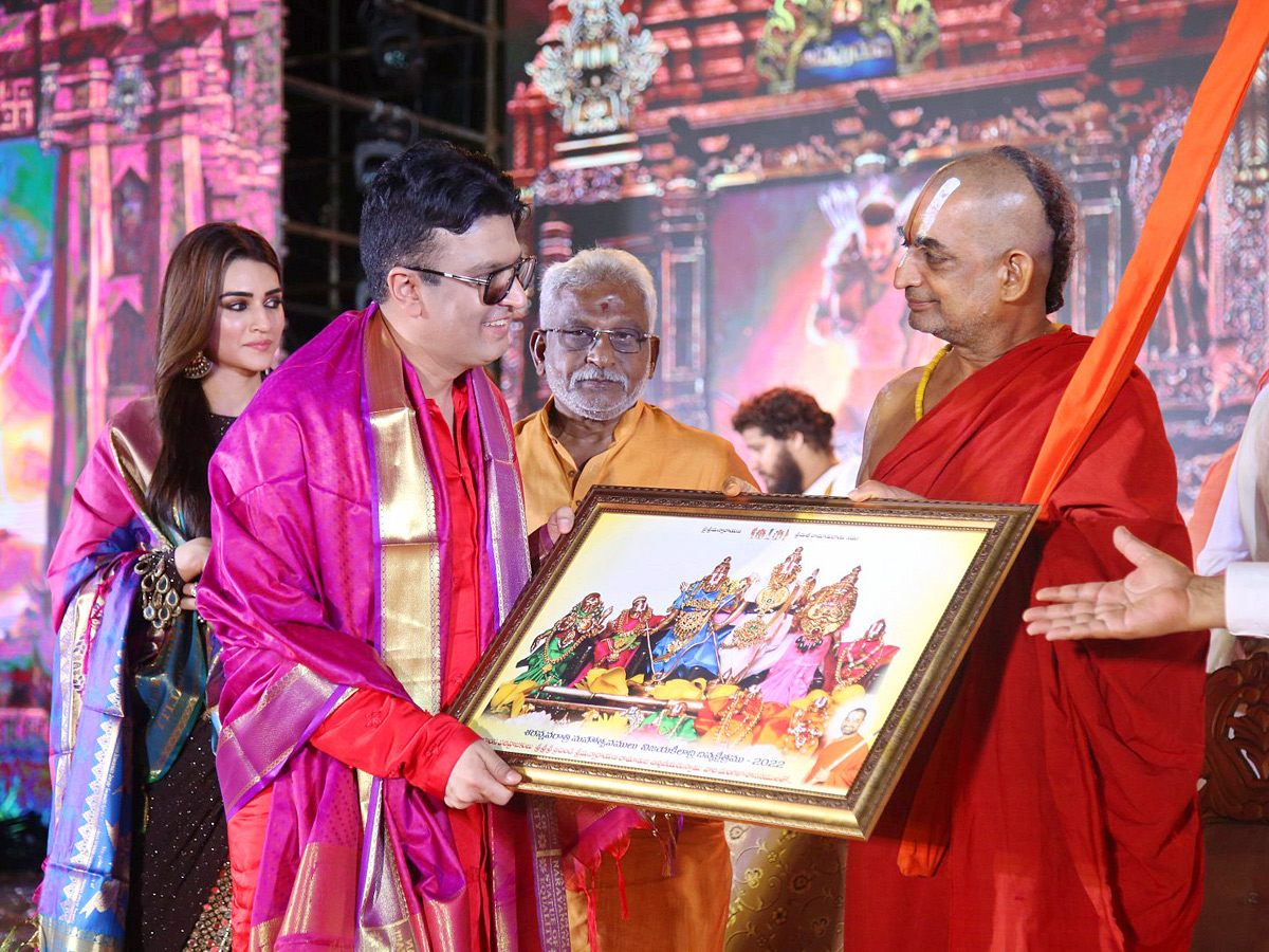 Adipurush Pre Release Event Photos - Sakshi7