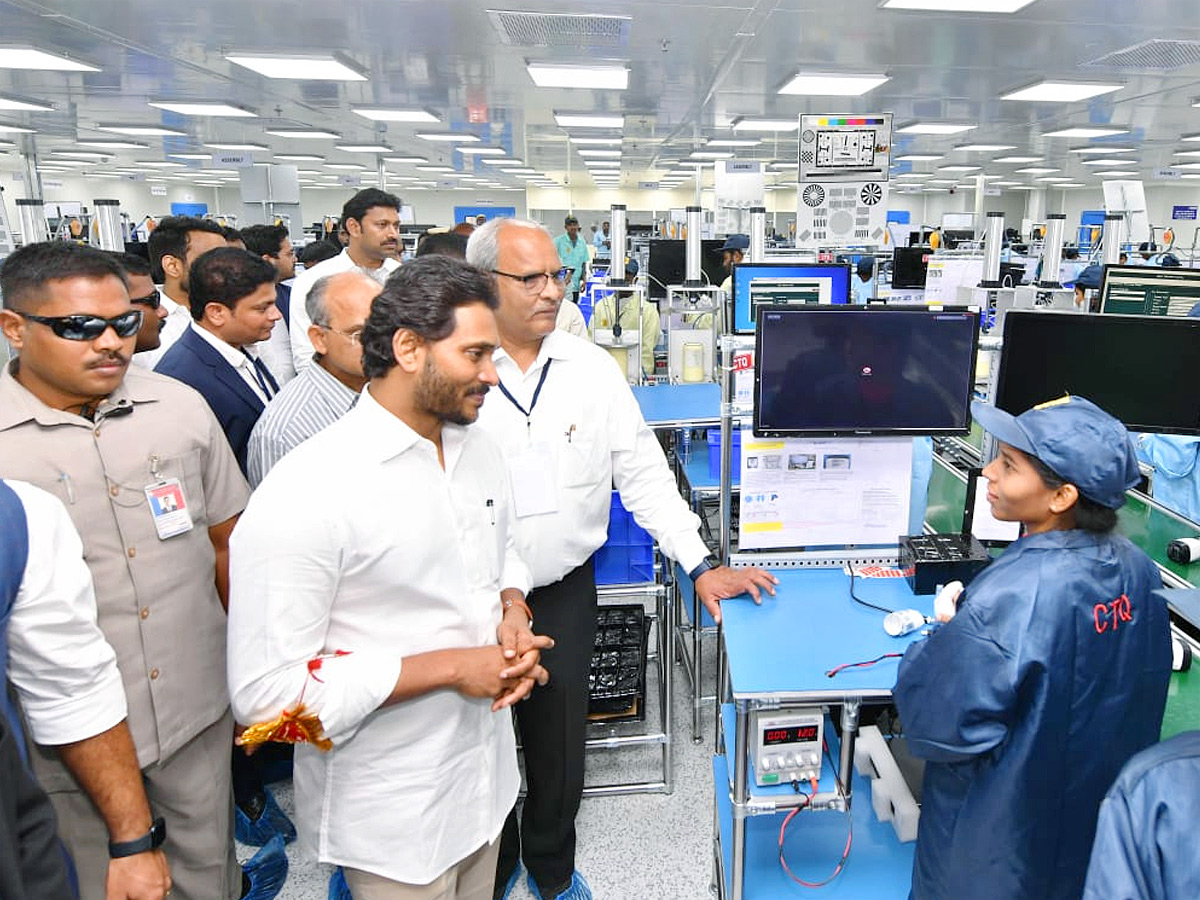 CM YS Jagan Inaugurates Al Dixon Unit At Kopparthi Photos - Sakshi32