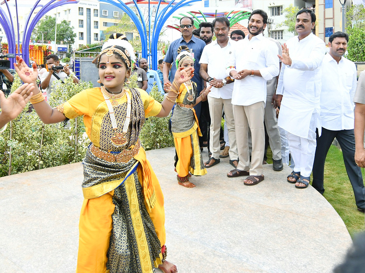 CM YS Jagan Inaugurates Al Dixon Unit At Kopparthi Photos - Sakshi7