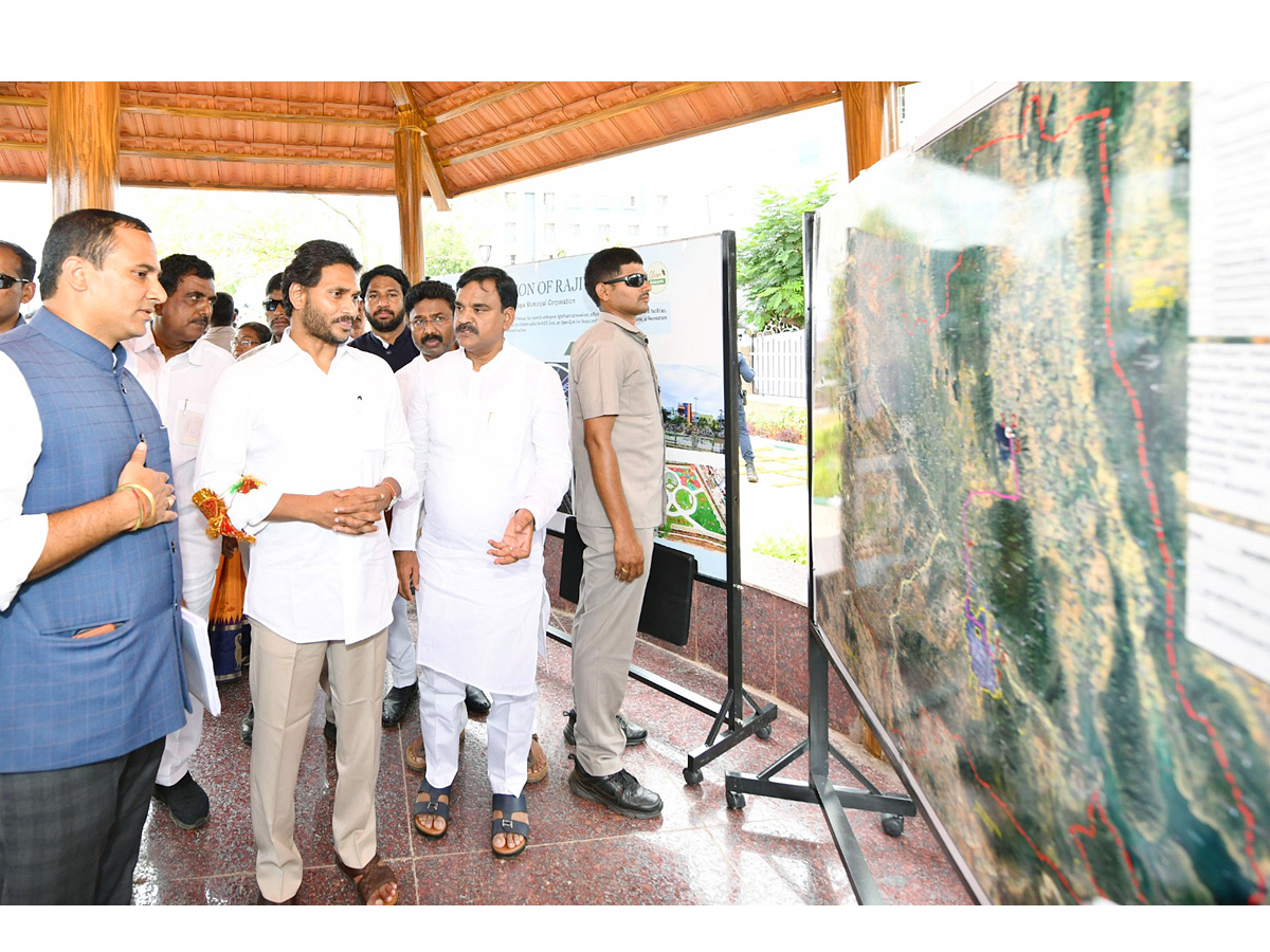 CM YS Jagan Inaugurates Al Dixon Unit At Kopparthi Photos - Sakshi8