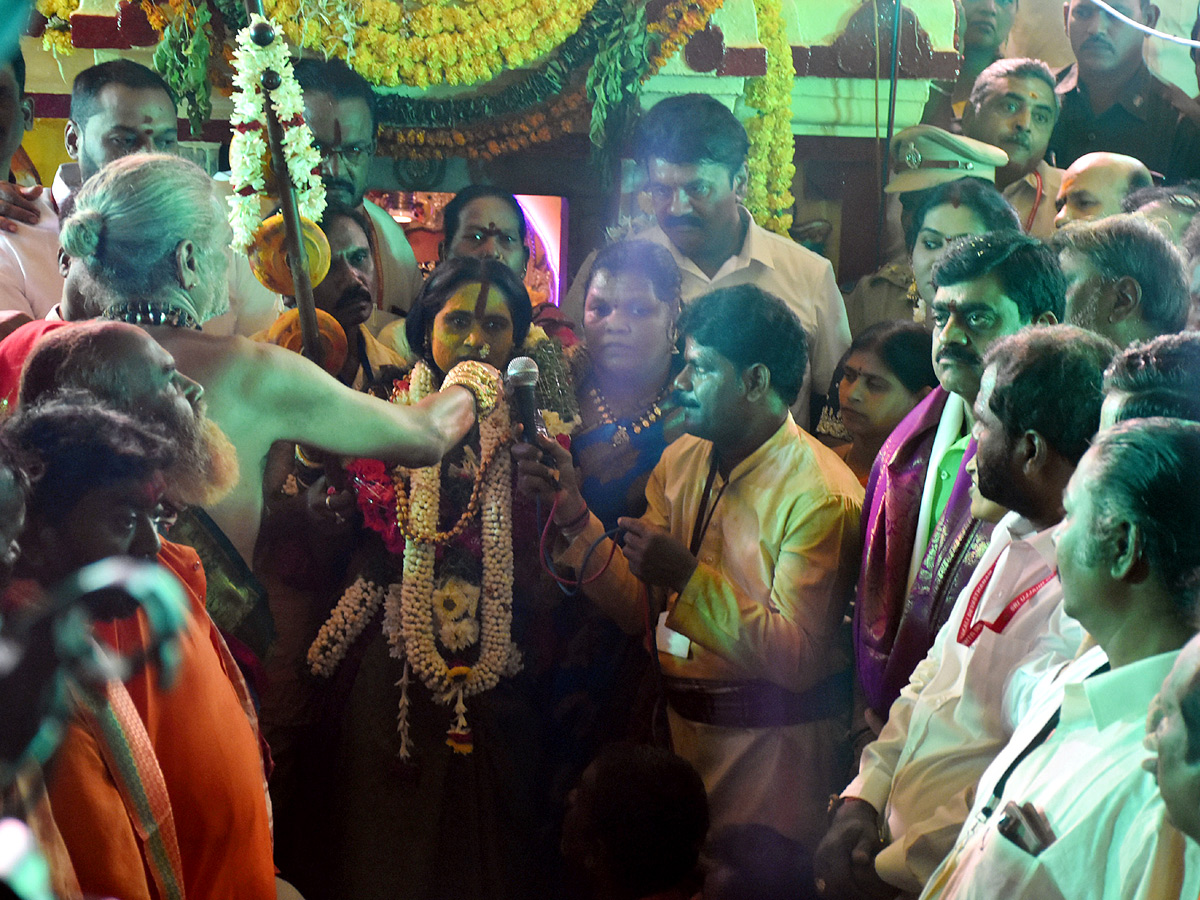 Ujjaini Mahankali Bonalu at Secunderabad PHotos - Sakshi3