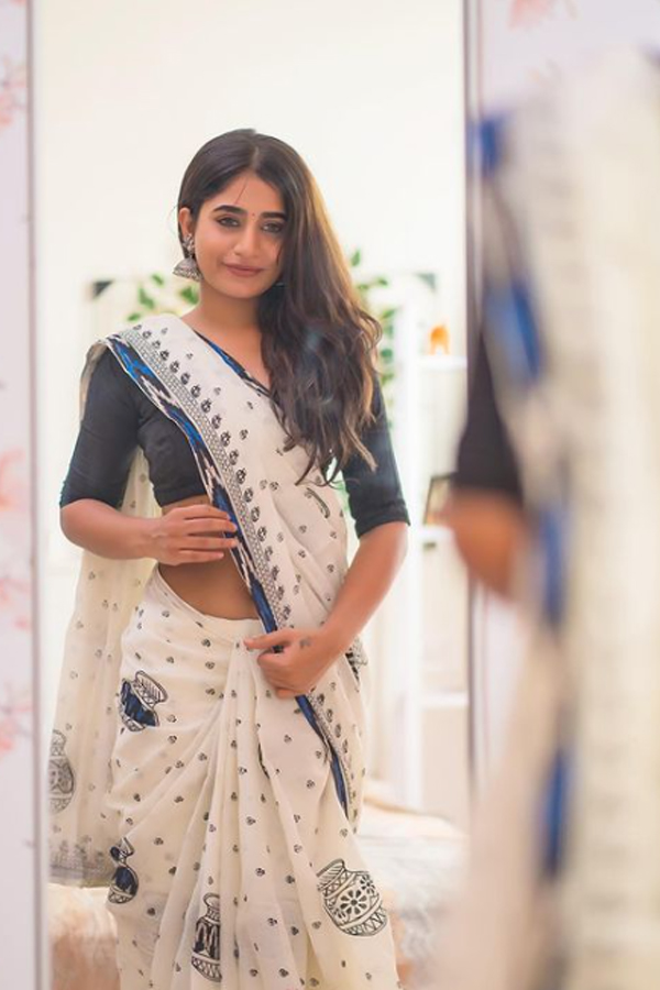 Indian Actress Nayani Pavani HD Photo Gallery - Sakshi4