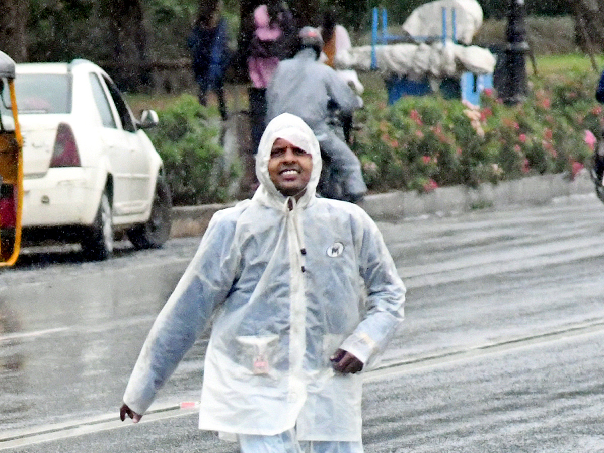 Heavy Rains Lashes Hyderabad Photos - Sakshi15