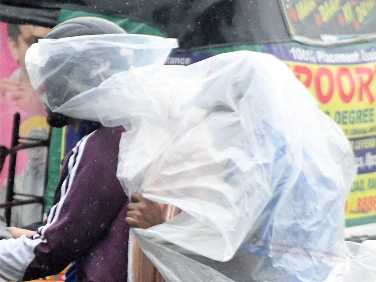 Heavy Rains Lashes Hyderabad Photos - Sakshi20
