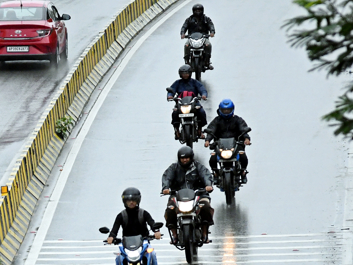 Heavy Rains Lashes Hyderabad Photos - Sakshi22