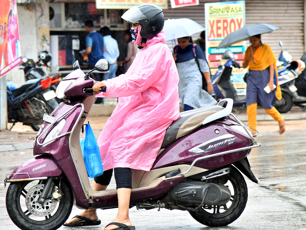 Heavy Rains Lashes Hyderabad Photos - Sakshi26