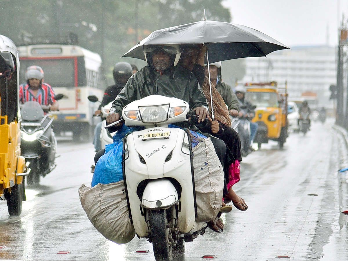Heavy Rains Lashes Hyderabad Photos - Sakshi5