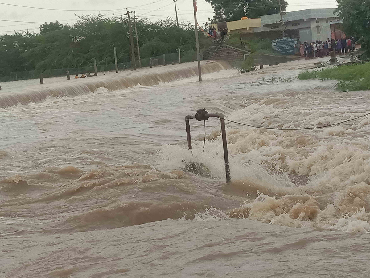 heavy rain in warangal district photos - Sakshi13