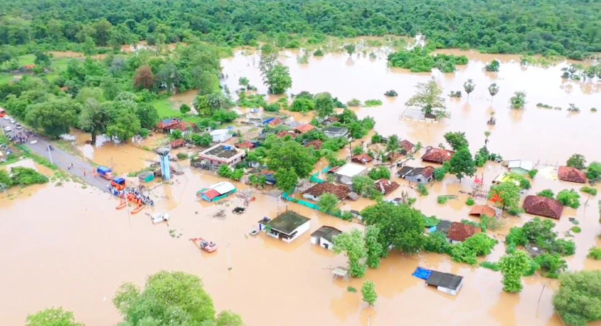 heavy rain in warangal district photos - Sakshi33