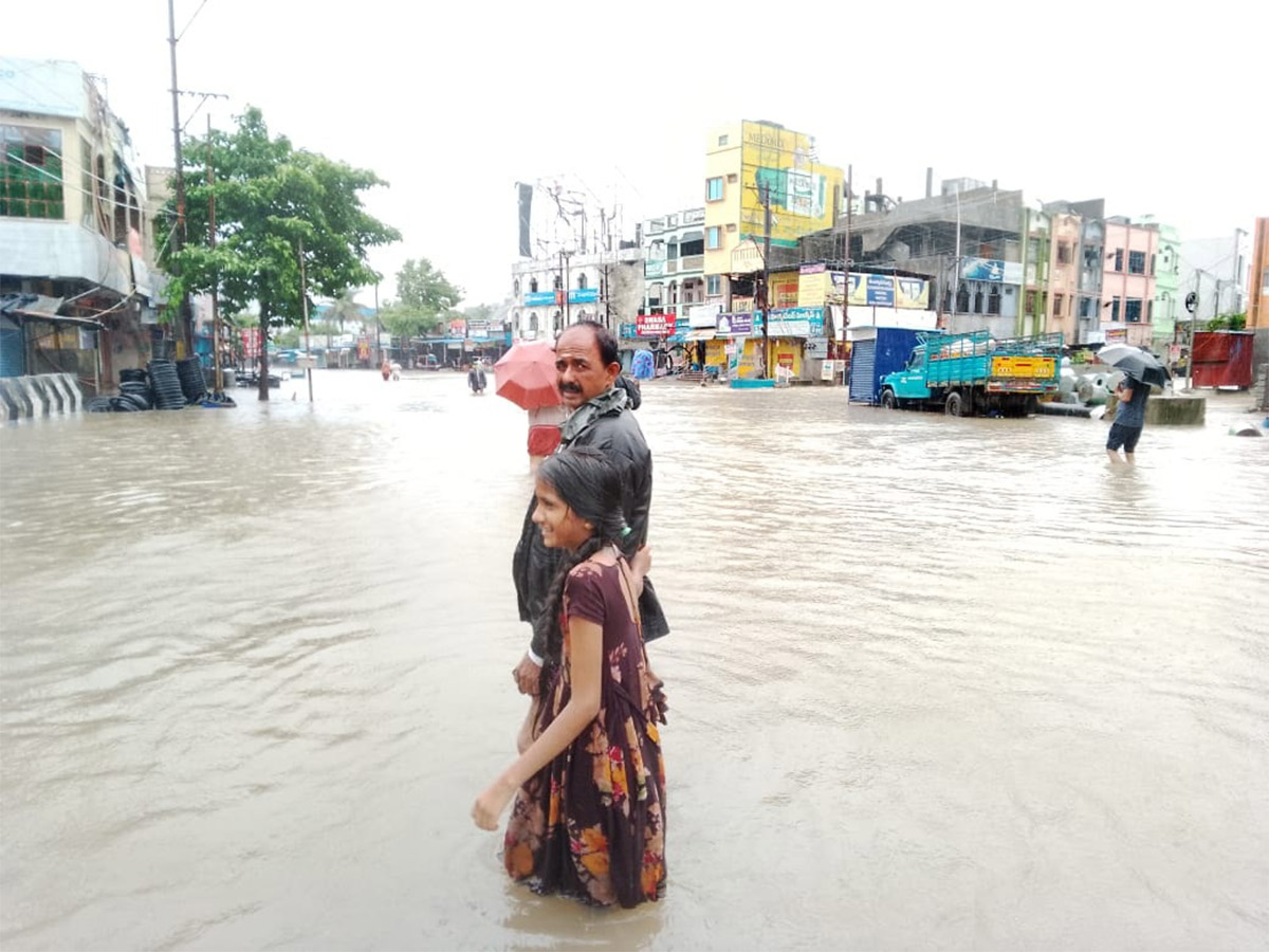 heavy rain in warangal district photos - Sakshi49