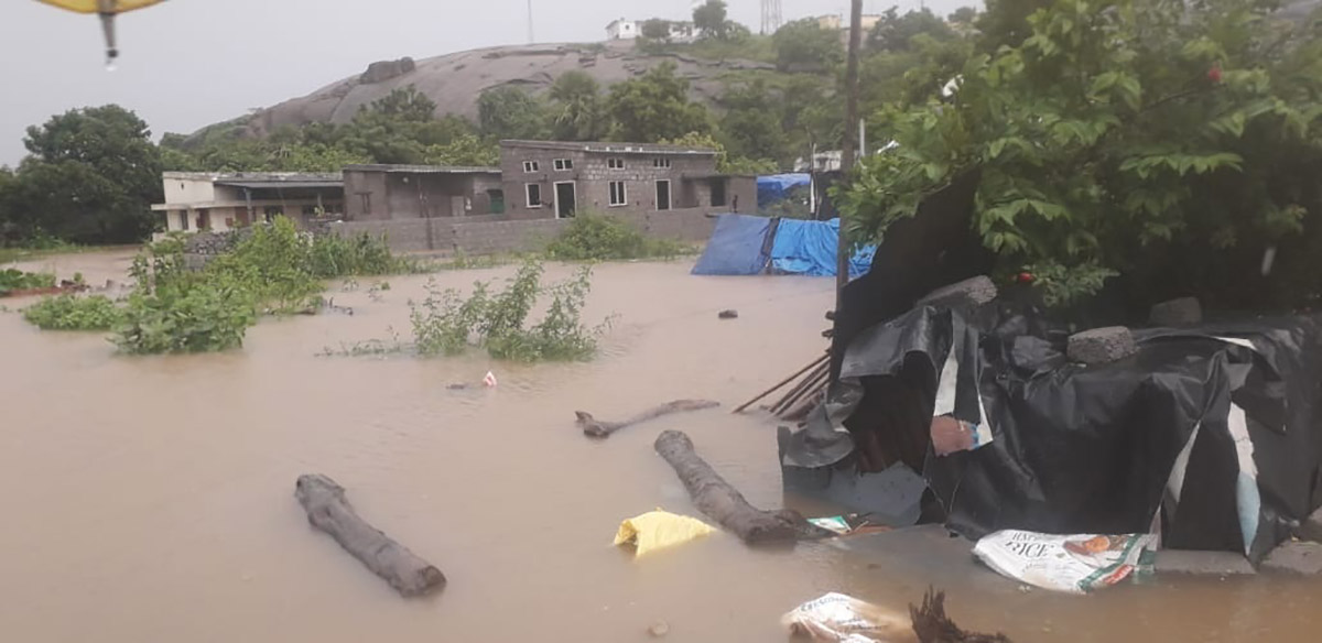 heavy rain in warangal district photos - Sakshi6