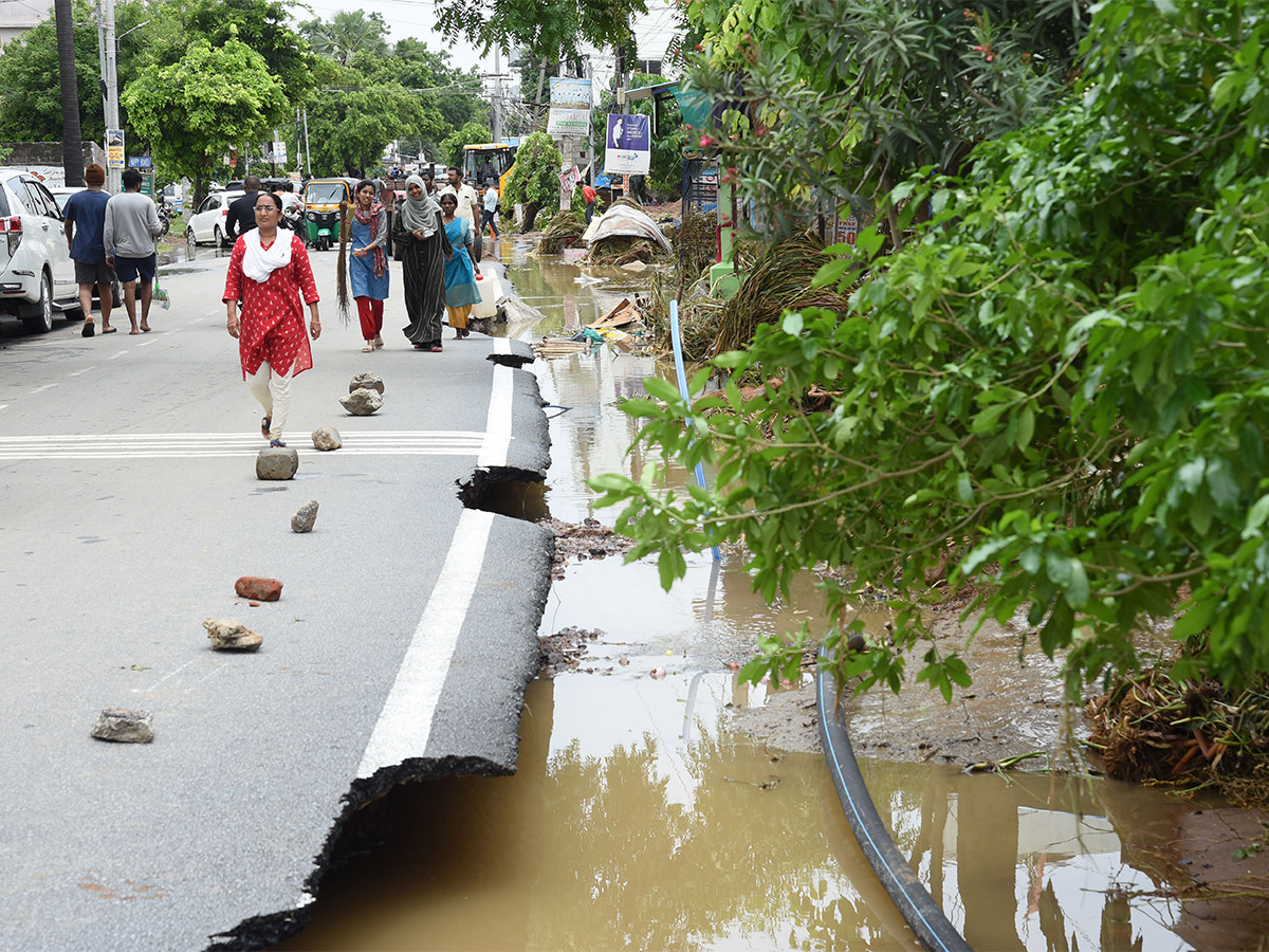Photos: Flood Water In Warangal City Due To Heavy Rains - Sakshi