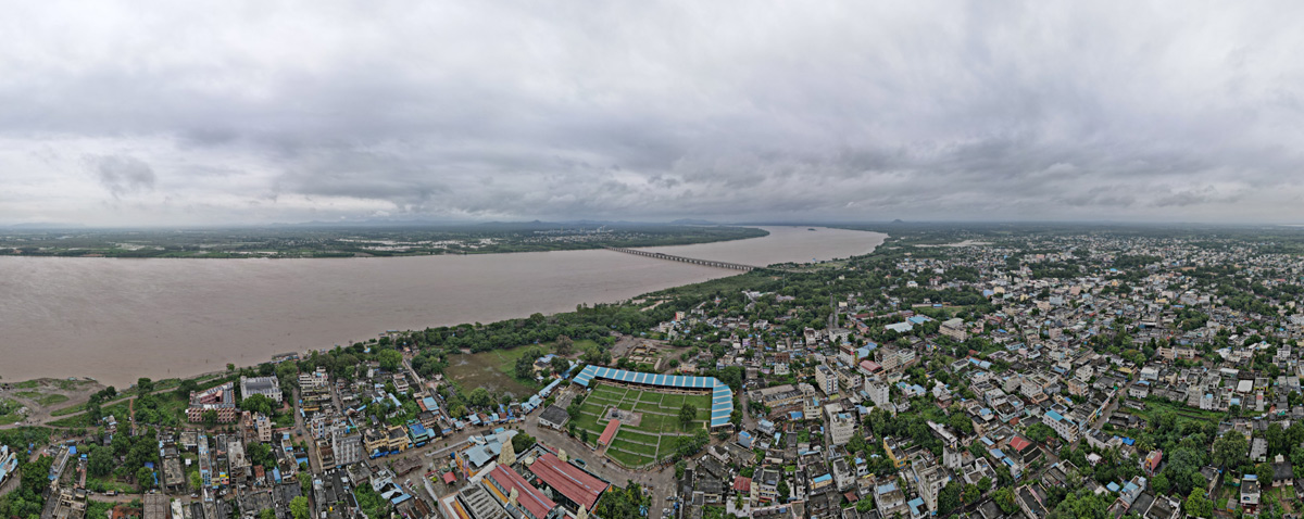 Godavari Water Level is Rising at Bhadrachalam - Sakshi15