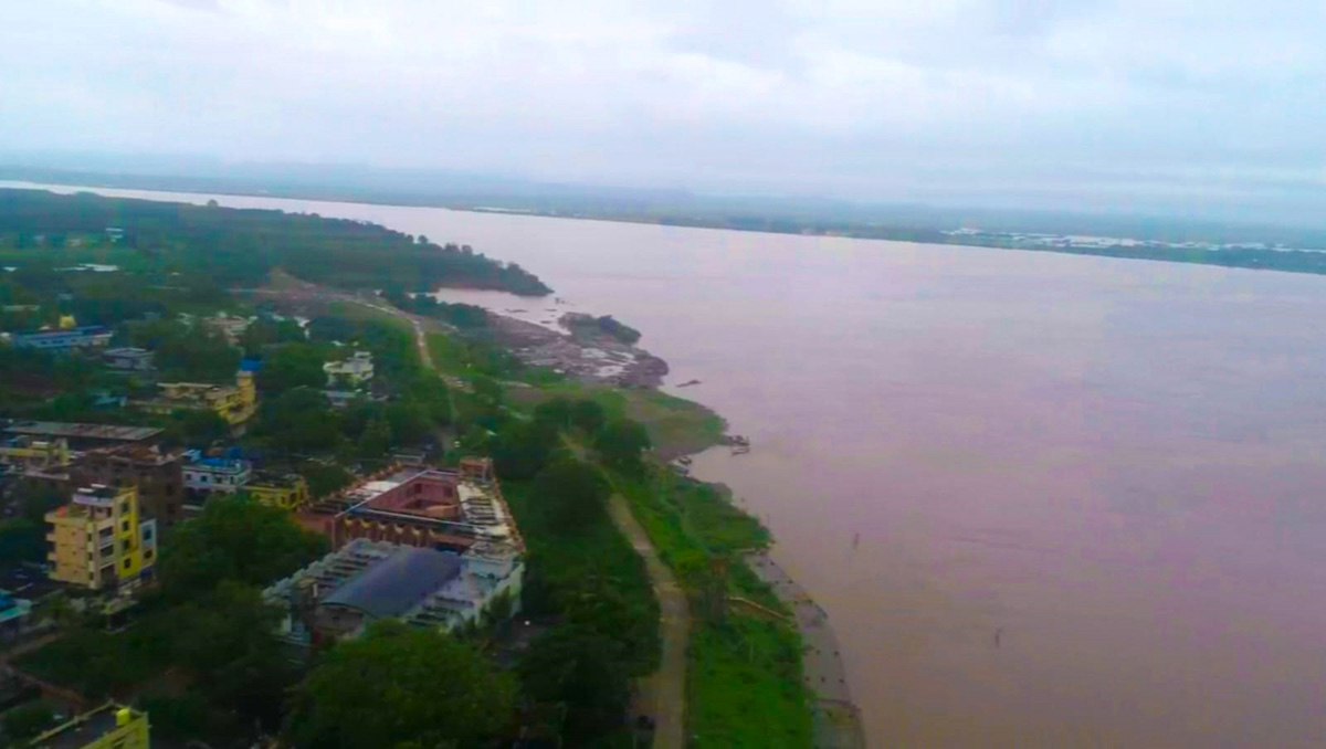 Godavari Water Level is Rising at Bhadrachalam - Sakshi2