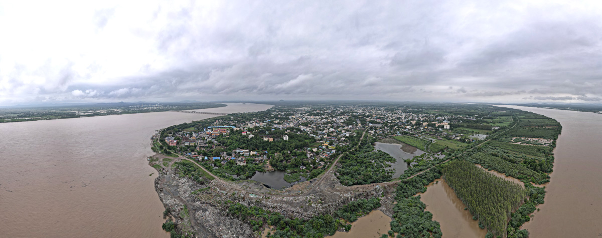 Godavari Water Level is Rising at Bhadrachalam - Sakshi20