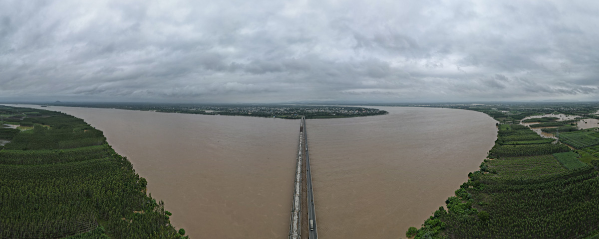Godavari Water Level is Rising at Bhadrachalam - Sakshi22