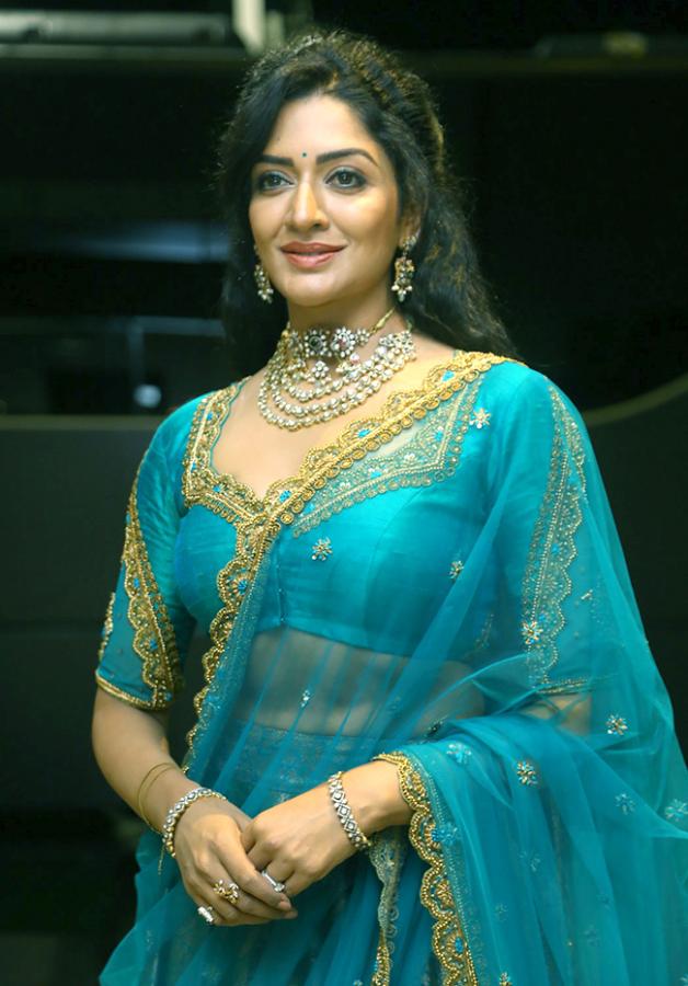 Actress Vimala Raman New Pics at Rudrangi Movie - Sakshi11