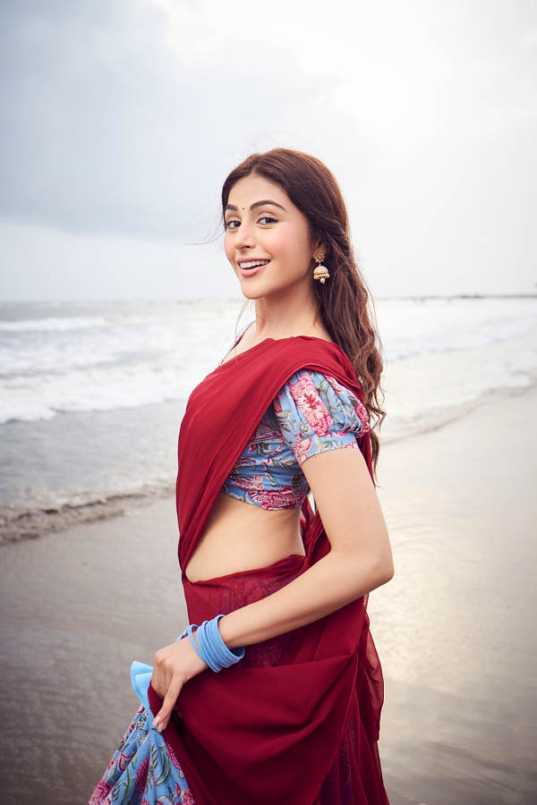 Heer Achhra Latest Pics Goes Viral - Sakshi14