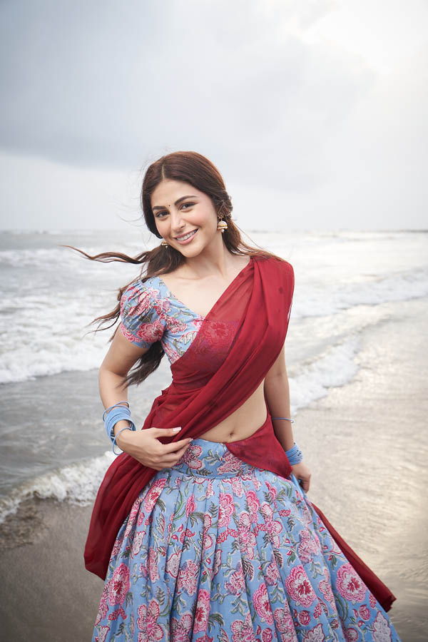 Heer Achhra Latest Pics Goes Viral - Sakshi15