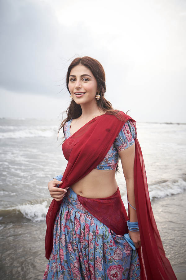 Heer Achhra Latest Pics Goes Viral - Sakshi16
