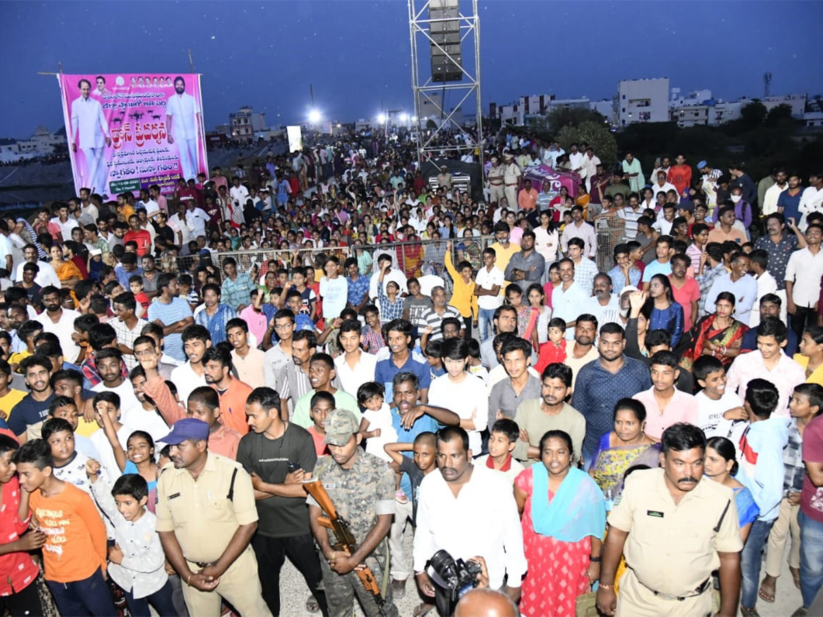 Drone Show In Mahaboobnagar Photos - Sakshi5