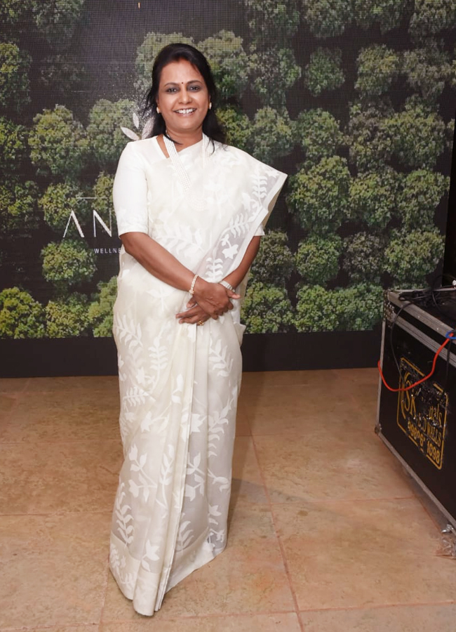 Sage Farm Cafe Hosted A Sundowner - White Night At Sage Farm Cafe By Akshara Ananda - Sakshi22