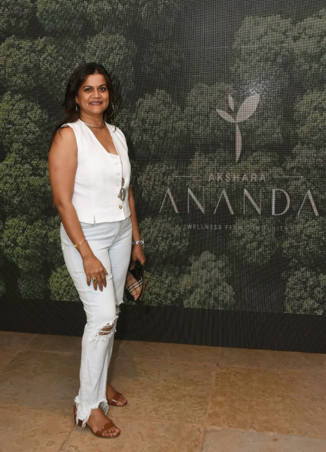 Sage Farm Cafe Hosted A Sundowner - White Night At Sage Farm Cafe By Akshara Ananda - Sakshi31