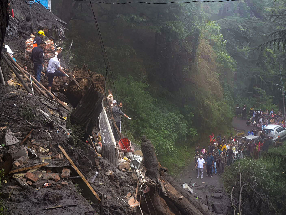 heavy rains in himachal pradesh - Sakshi18