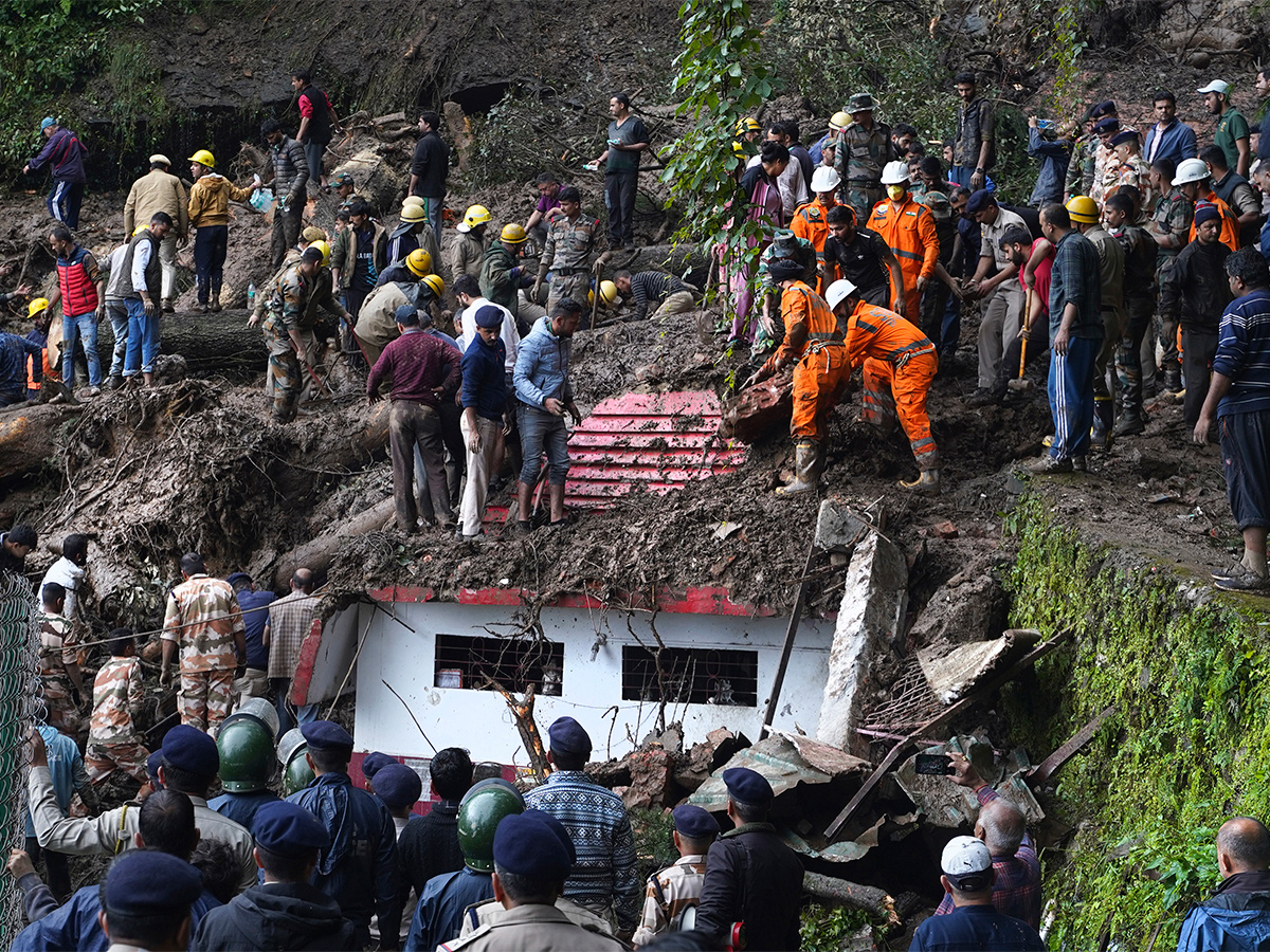 heavy rains in himachal pradesh - Sakshi4