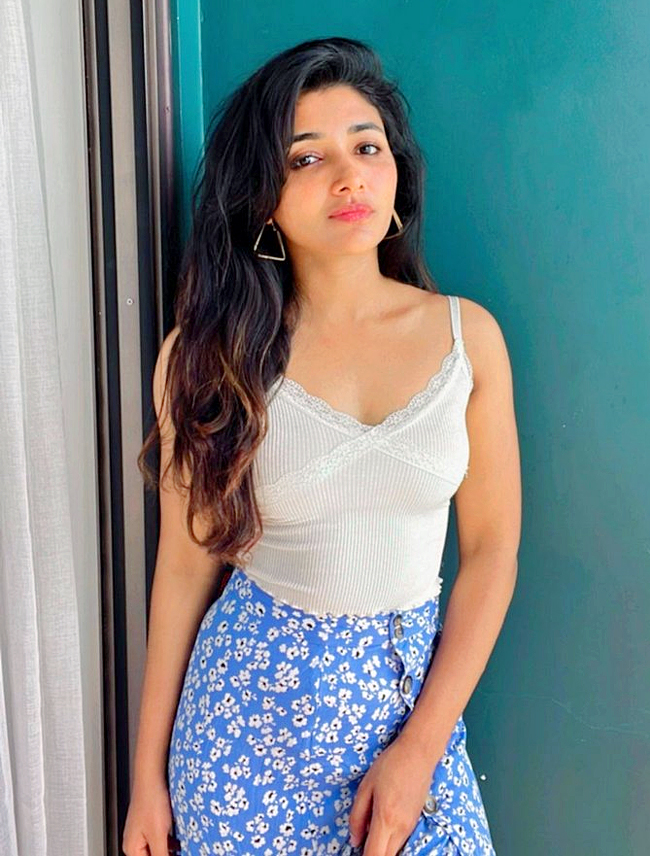 Mirna Menon Latest Photos - Sakshi24