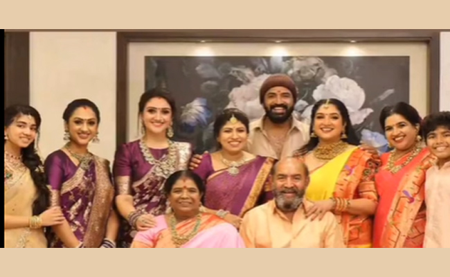 Actor vijaykumar Daughter new Housewarming Function Photos - Sakshi5