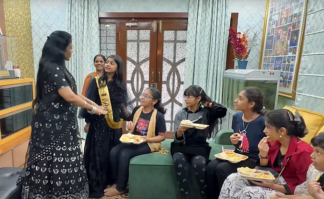 Comedian Ali Daughter Zuveria Birthday Celebrations PHotos - Sakshi7