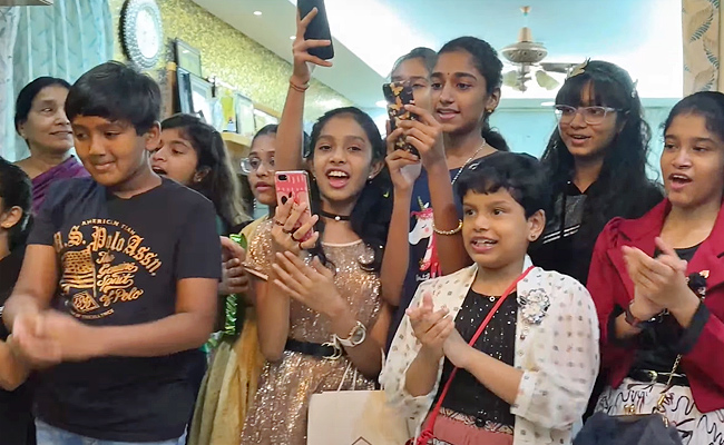 Comedian Ali Daughter Zuveria Birthday Celebrations PHotos - Sakshi5