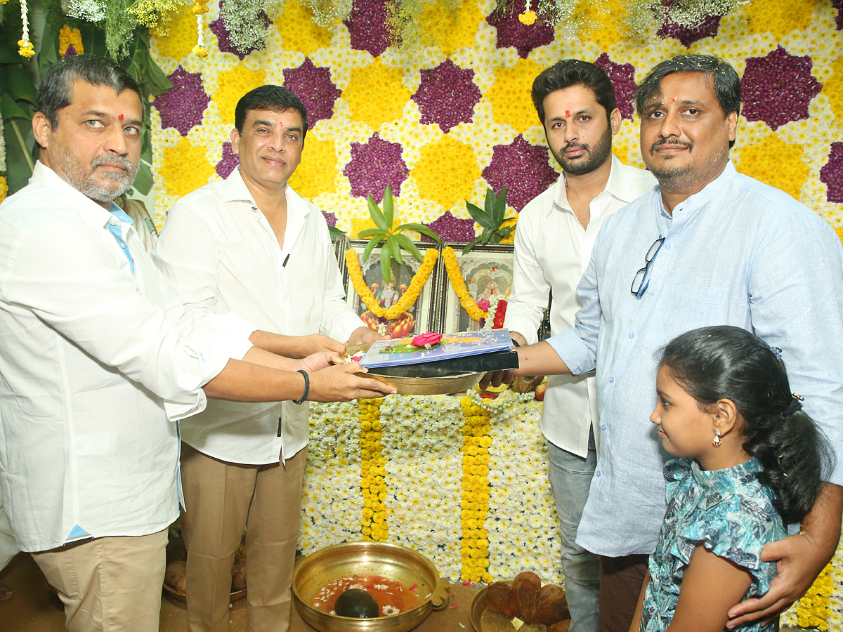 Nithiins New Movie Thammudu launched With pooja ceremony Photos - Sakshi1