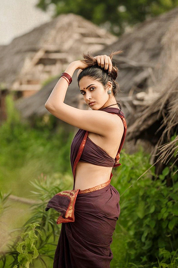 Divi Vadthya HD Latest Photos - Sakshi10