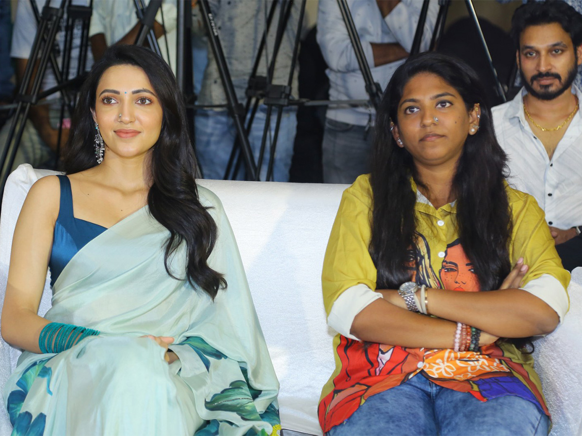 BlockBuster Bedurulanka 2012 Success Meet - Sakshi12
