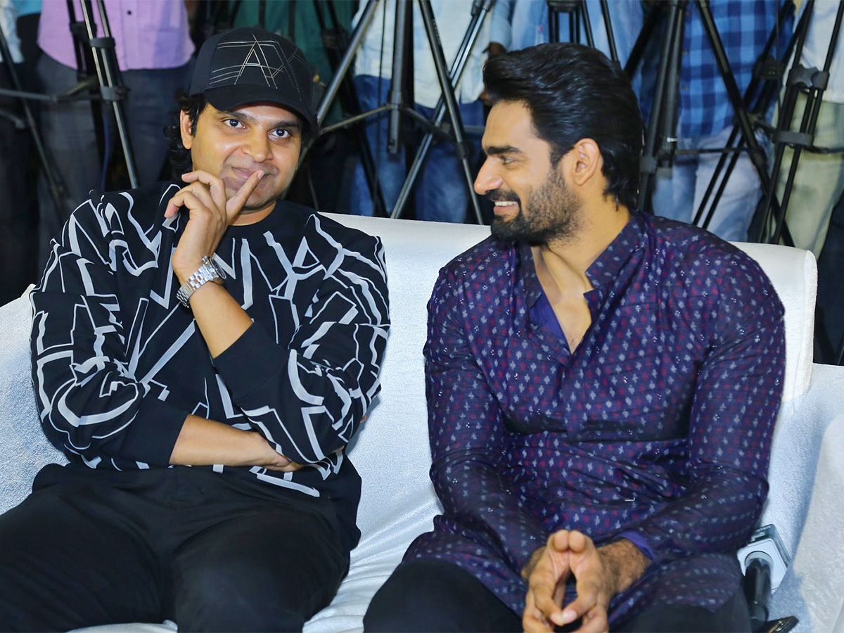 BlockBuster Bedurulanka 2012 Success Meet - Sakshi17