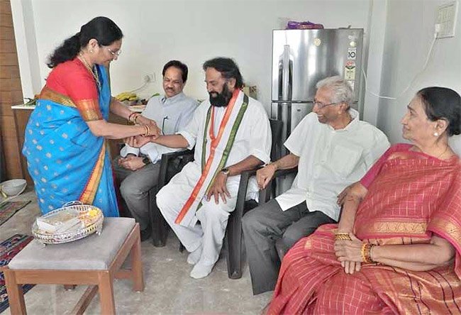 Rakhi Festival Celebrations In Telugu States Photos Of Celebrities - Sakshi19