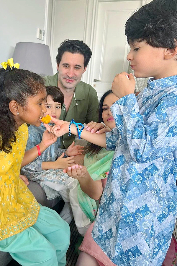 Sunny Leone Celebrating Raksha bandhan With Family And Children Photos - Sakshi4