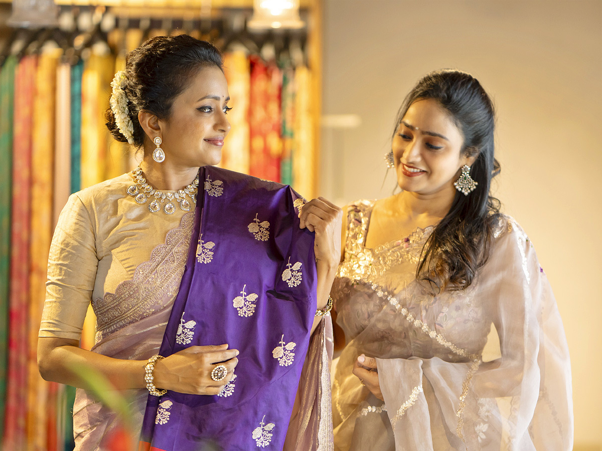 Anchor Suma Kanakala Festive Collection Photos - Sakshi2